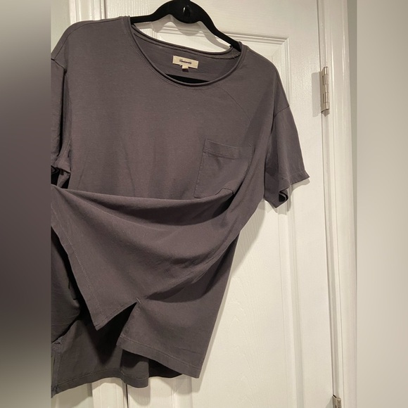 NWOT Madewell Size XS Charcoal Gray Short Sleeve Crew Split Hem Pocket Tee Shirt - Picture 3 of 11